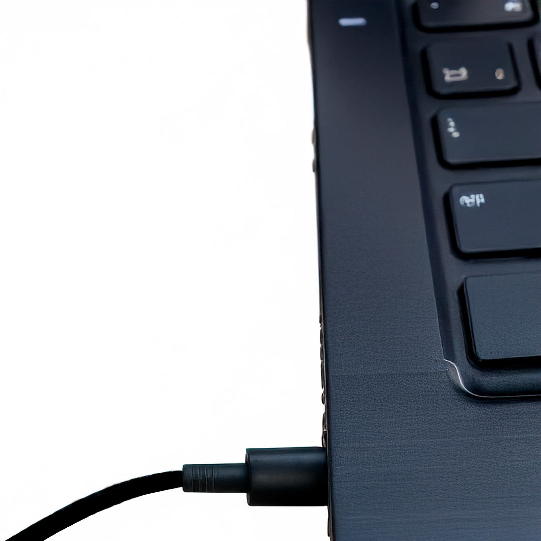 Cargador Steren universal para laptop 45W con 9 puntas intercambiables