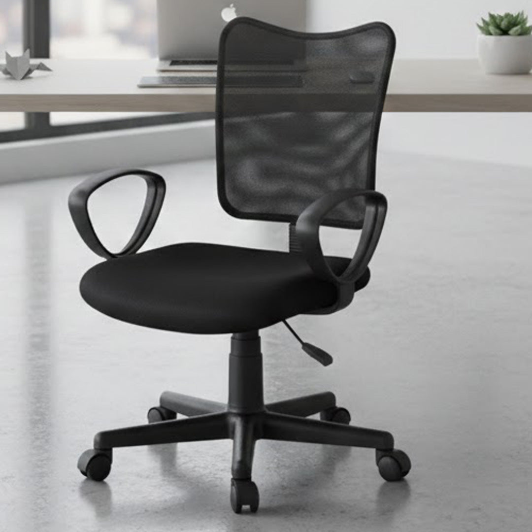 Silla Kira Winchester en malla negro.